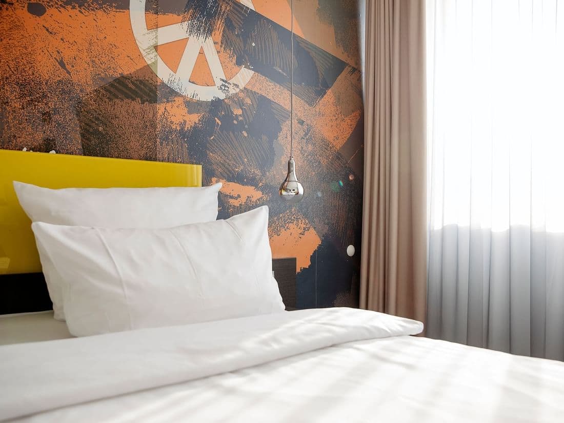 Cosy Small — cosy small room 5