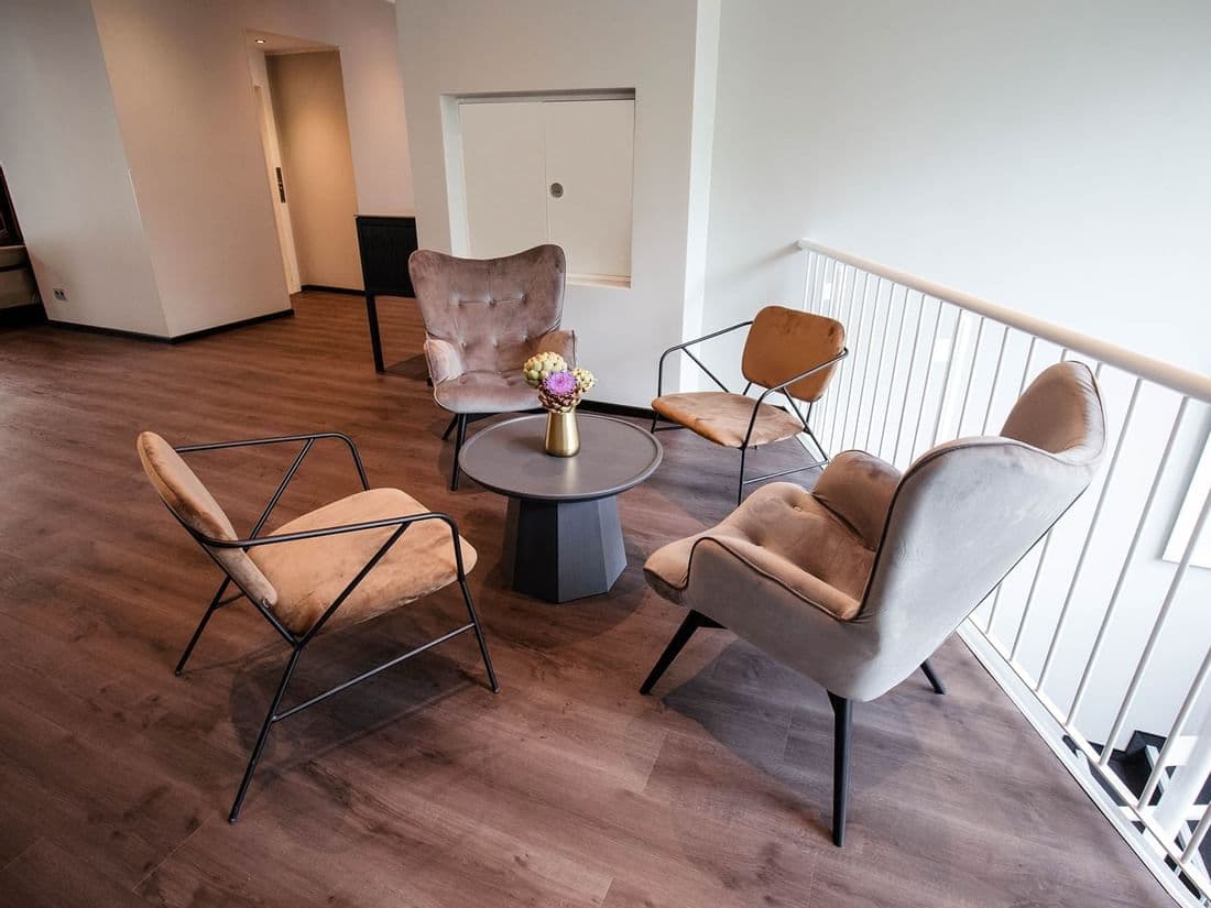 Tagungsraum A4 — meeting room a4 11
