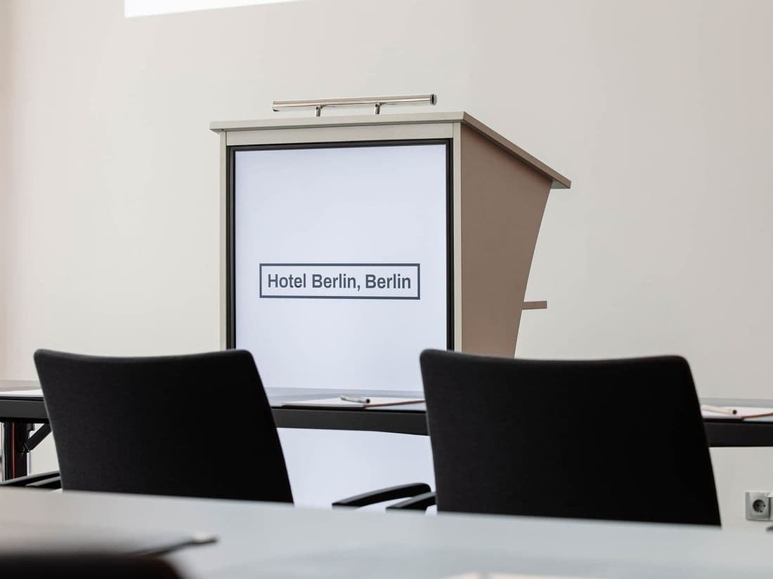 Tagungsraum B5 — meeting room b5 03