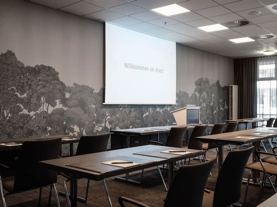 Tagungsraum C4 — meeting room c4 03