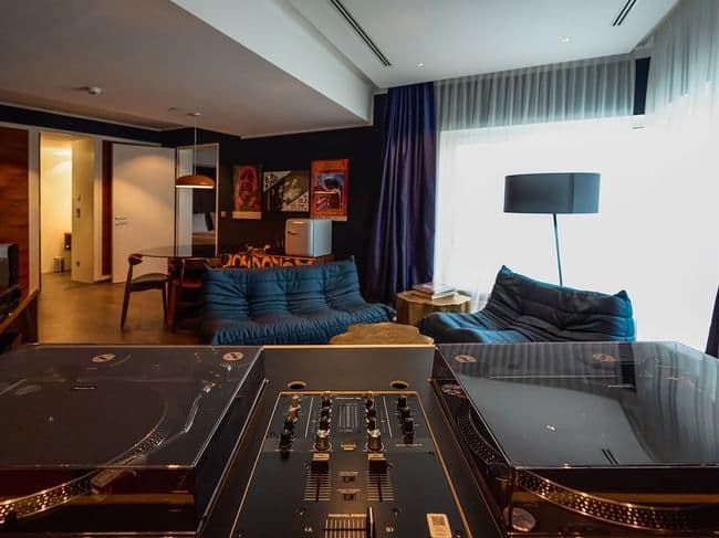 Studio 45 — suite 45 08