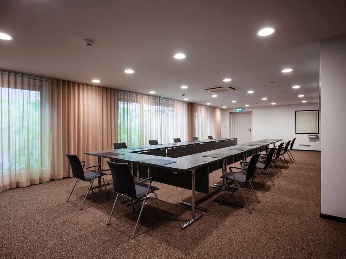 Meeting Room A4 — meeting room a4 01