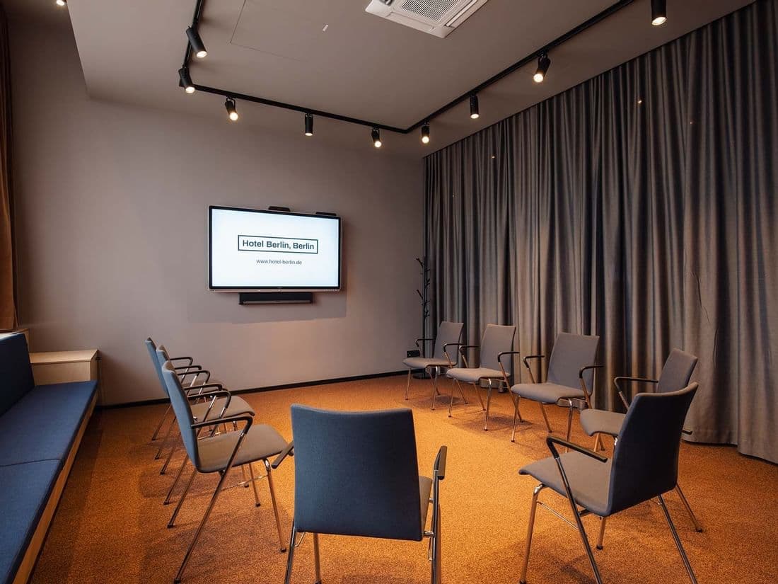 Meeting Room B6 — meeting room b6 01
